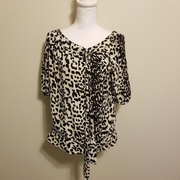 White House Black Market / Medium / Silk Leopard P - Picture 1 of 4